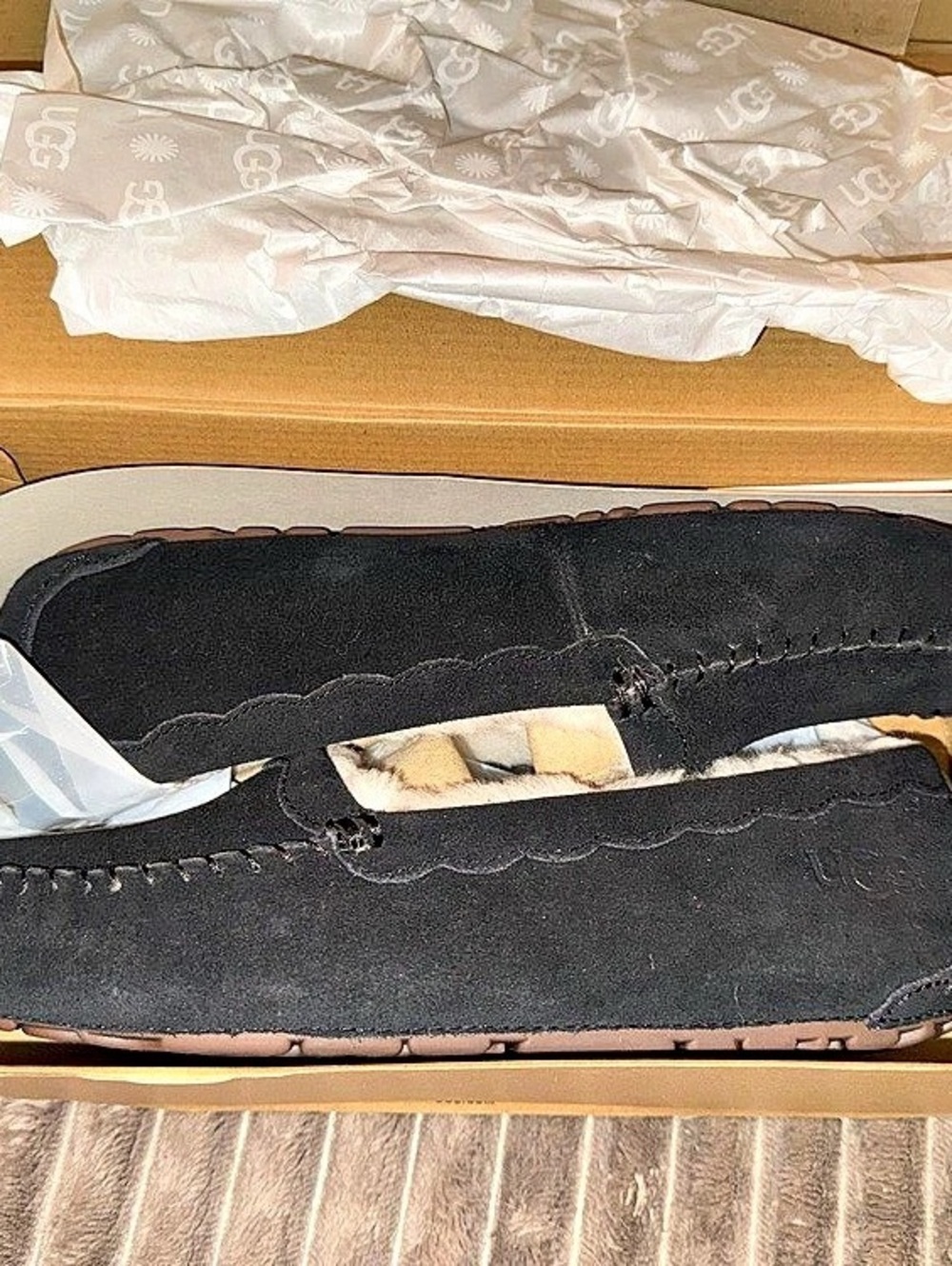 UGG Scalloped Moc Black US 9